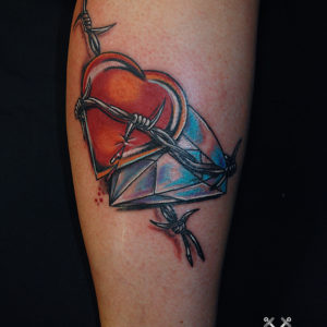 Tatuaggio traditional cuore diamante